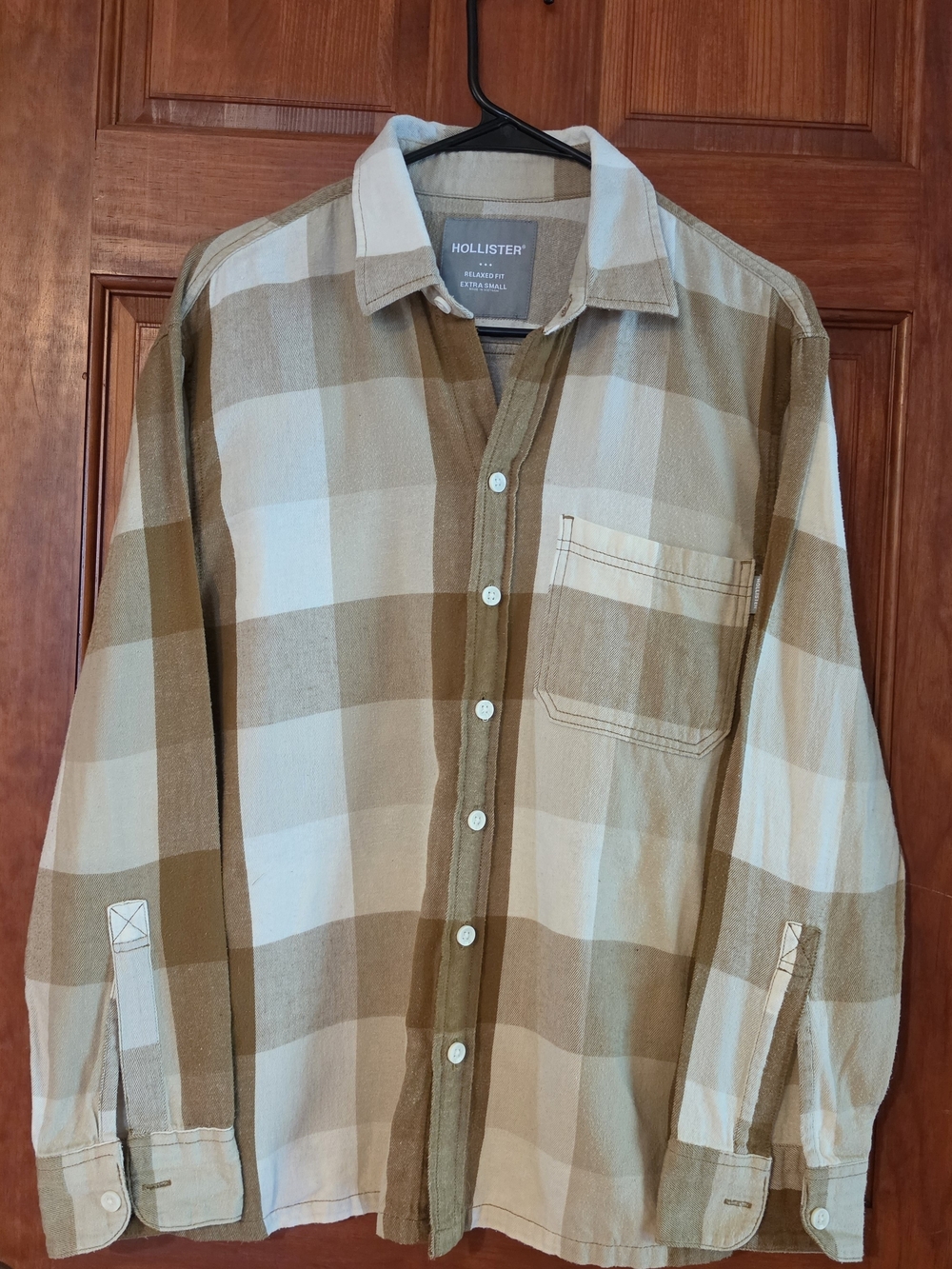 Hollister Men's Brown Plaid Button-Up Shirt